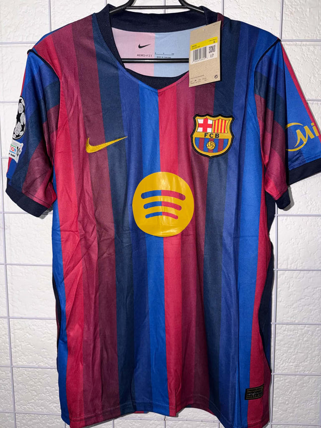 barcelona local 26/27 conjunto