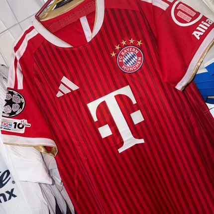 bayer munich local 26/27 conjunto