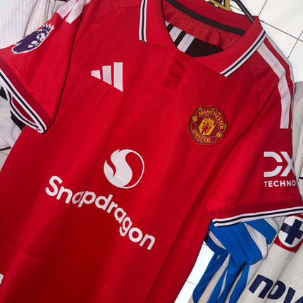 manchester united local 26/27 conjunto
